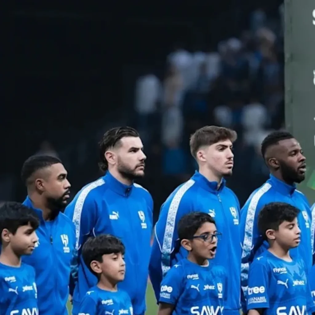 Fenerbahçe'den savunmaya flaş hamle! Al Hilal ile transfer görüşmeleri başladı