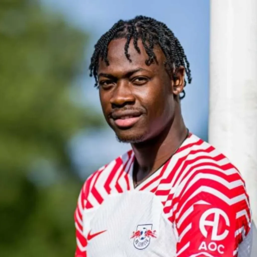 Galatasaray transfer listesinde sürpriz bir isim ekledi: El Chadaille Bitshiabu