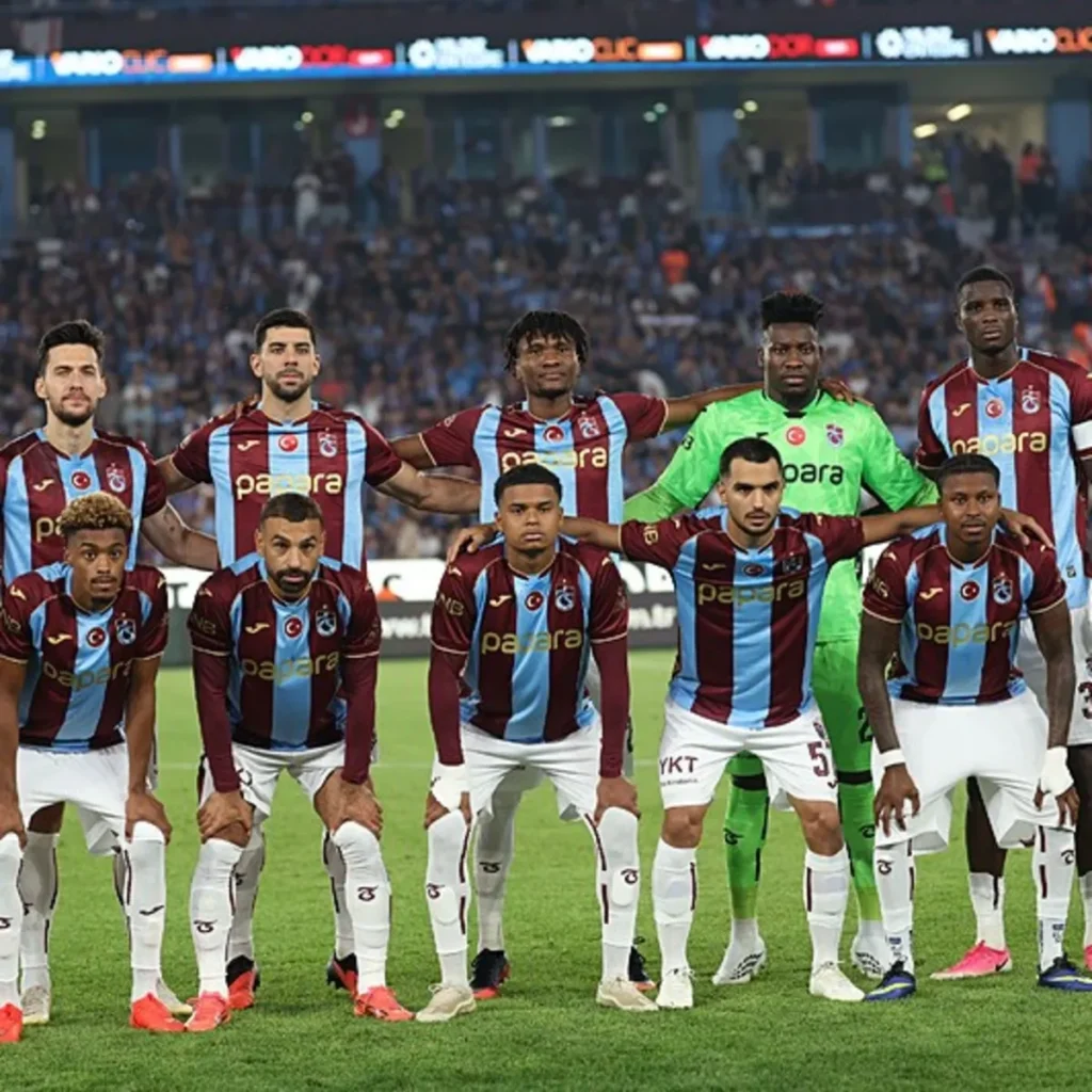 Trabzonspor ilk galibiyetini arıyor! İşte Fatih Tekke'nin RAMS Başakşehir maçı ilk 11'i