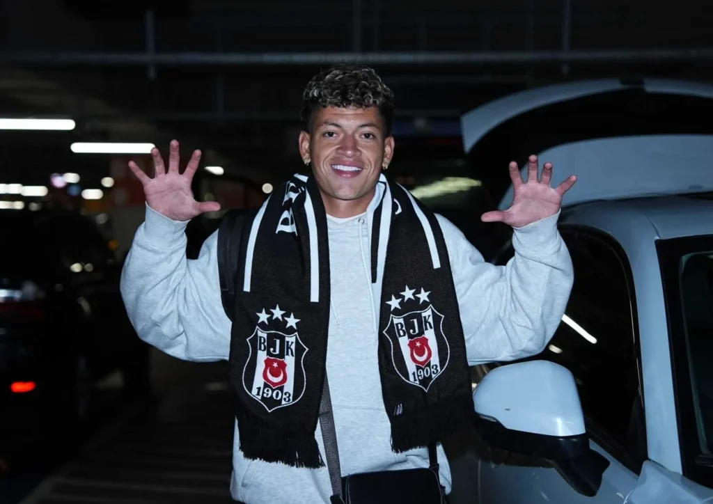 Beşiktaş'ta bir ayrılık daha! Elan Ricardo...