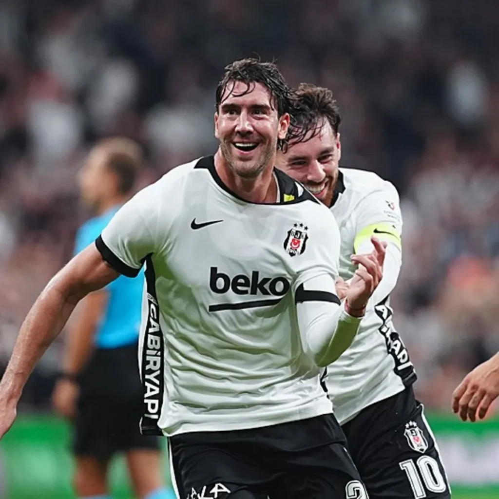 Beşiktaş, Süper Lig'de Fenerbahçe'ye konuk oluyor!