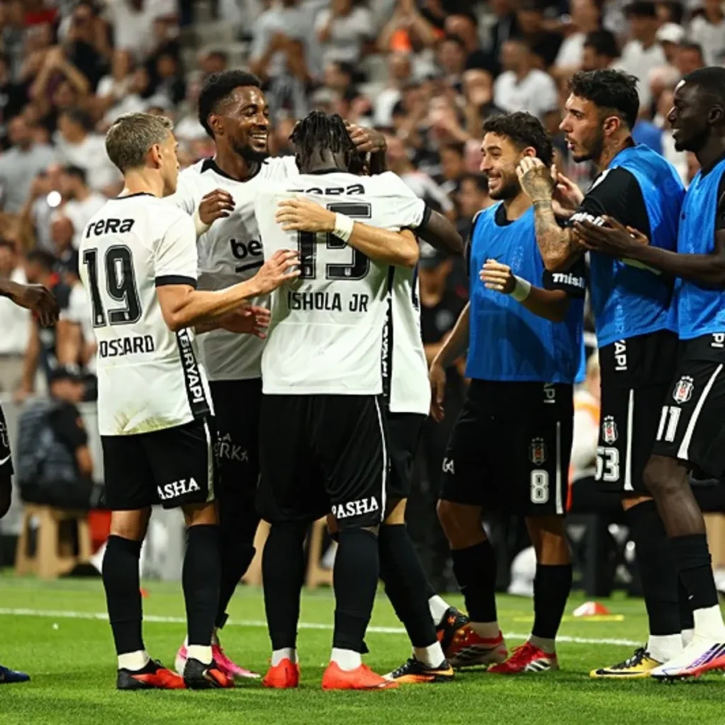 Beşiktaş, UEFA Avrupa Ligi kadrosunu açıkladı!