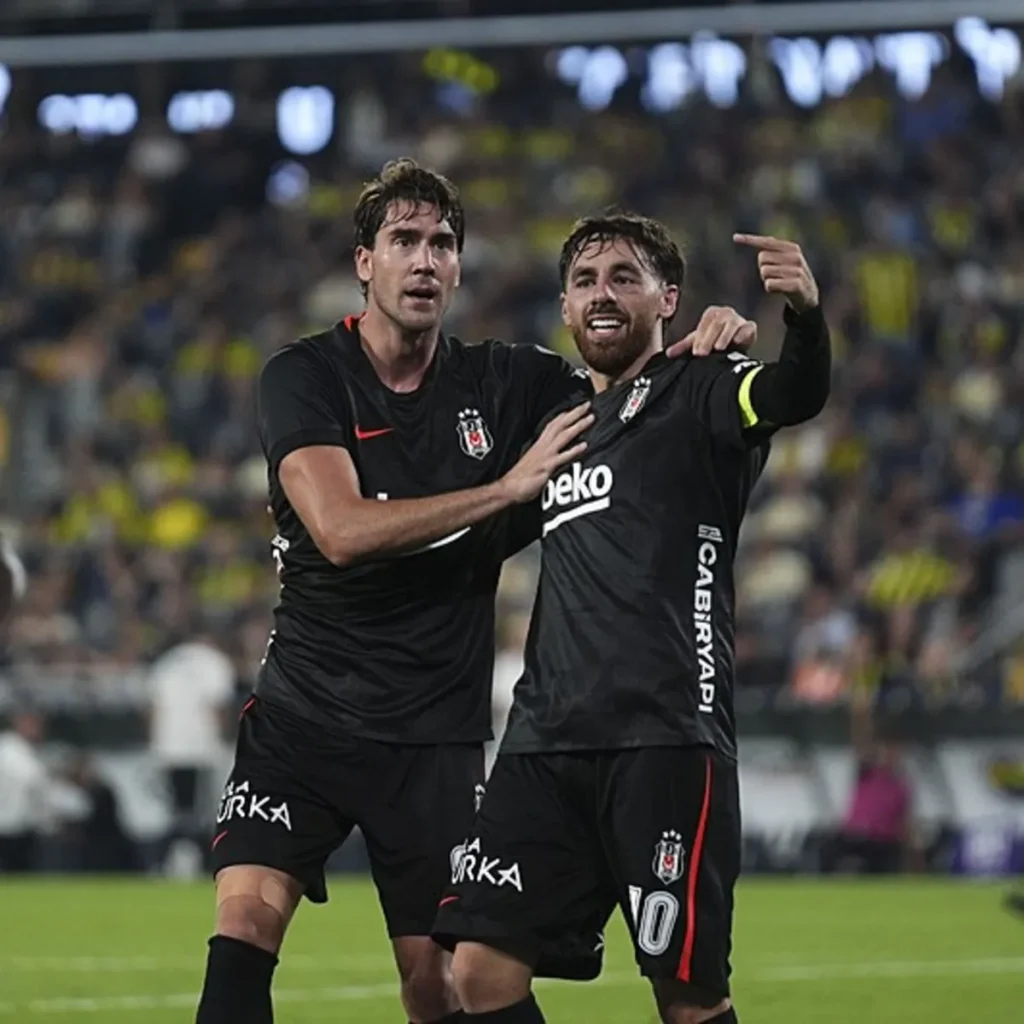 Dusan Vlahovic'ten Orkun Kökçü sözleri: Messi gibi asist yaptı