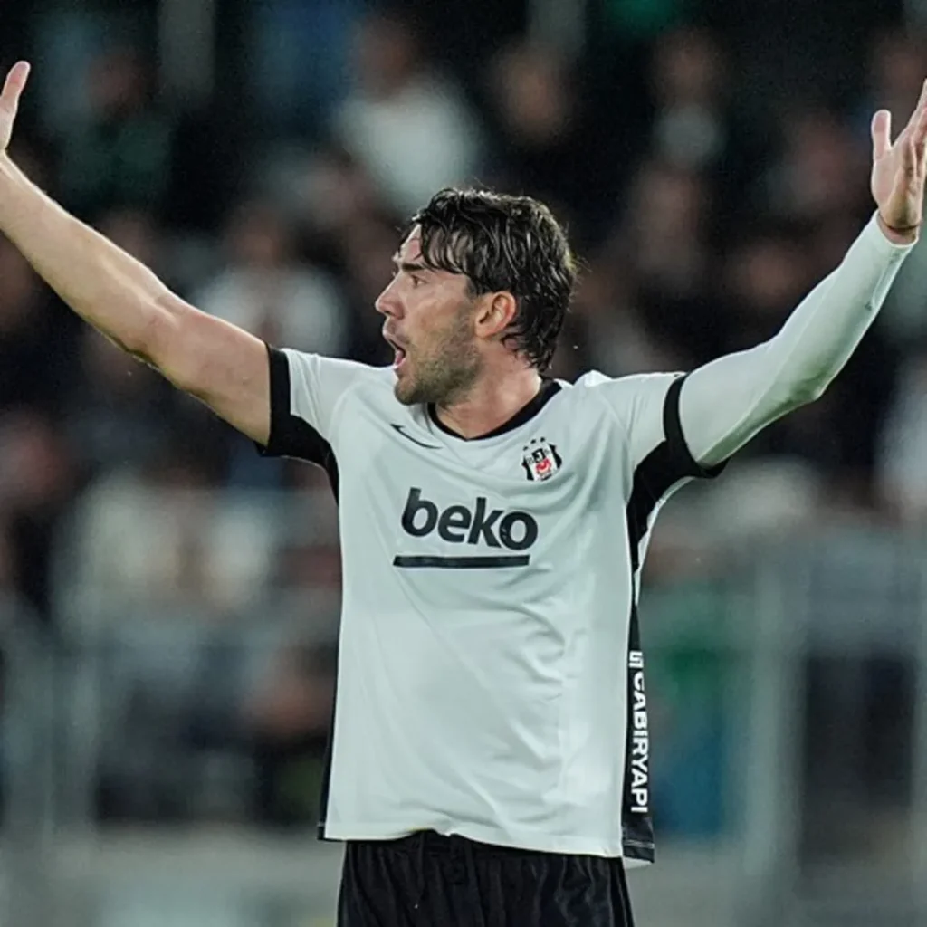 Spor yazarları Kauno Zalgiris-Beşiktaş maçını yorumladı: Vlahovic yeteri kadar topla buluşamasa da...